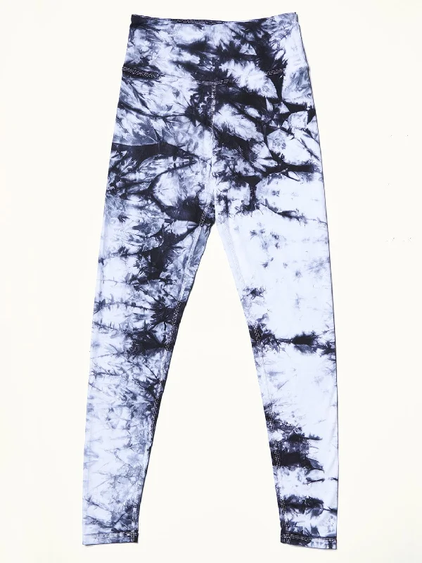 ALAMAE Women's Dani Tie-Dye Legging in Black